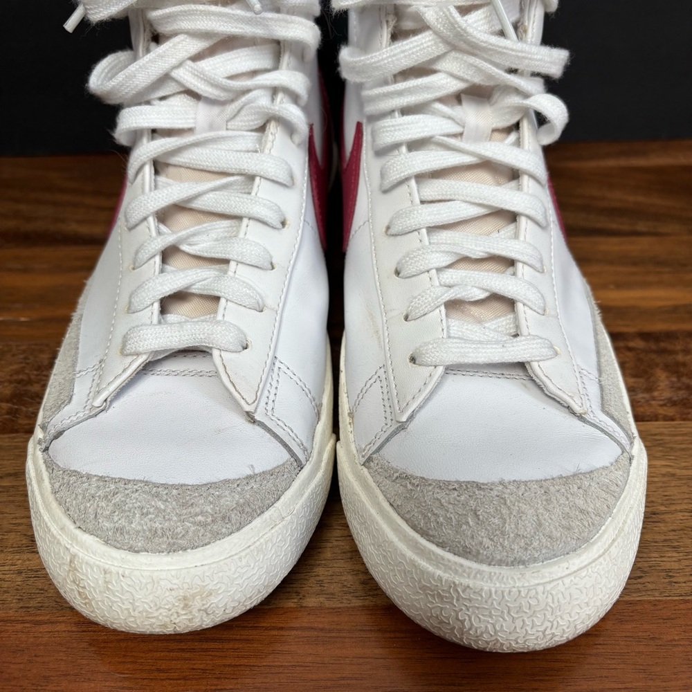 Nike Blazer Mid 77 Brick Red and White Athletic Hightop Sneakers Shoes - Picture 10 of 15
